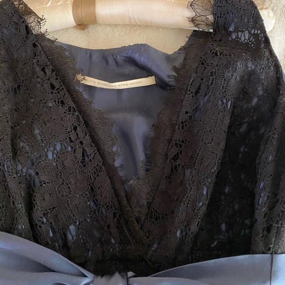 Twelfth Street By Cynthia Vincent. Little Black Dress. Cotton Lace, blue lining. - Picture 7 of 7